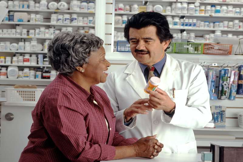 Become a Pharmacy Assistant