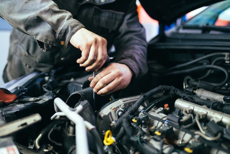 Become an Auto Mechanic!