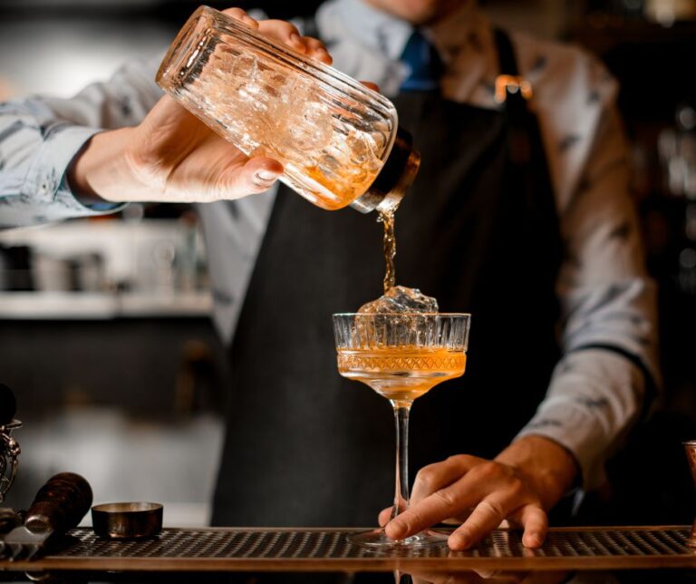 How Much Do Bartenders Make Salary Guide Stratford Career Institute Blog how-much-do-bartenders-make-salary-guide-stratford-career-institute-blog